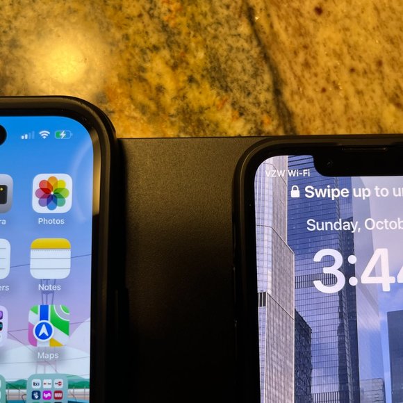 QI DUAL WIRELESS CHARGING PAD - PHONES, AIR PODS - Picture 7 of 7